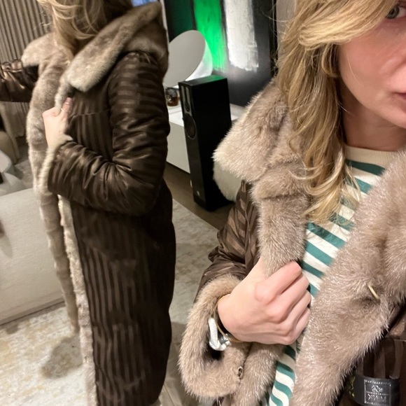 Mink fur coat 100% genuine - Picture 15 of 17